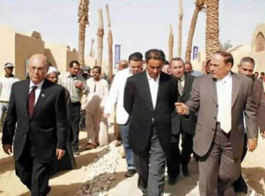 زيارة محمد العبار للاقصر