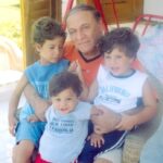 مع الأحفاد