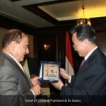 مع رئيس البرلمان الصيني