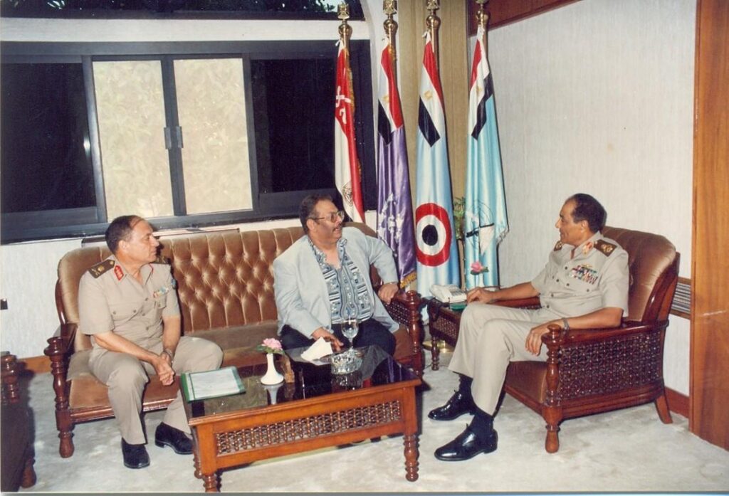 مع أسامة أنور عكاشة