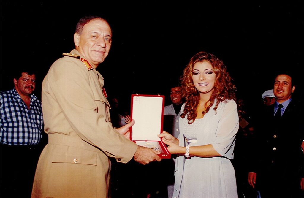 تكريم الفنانة أصالة