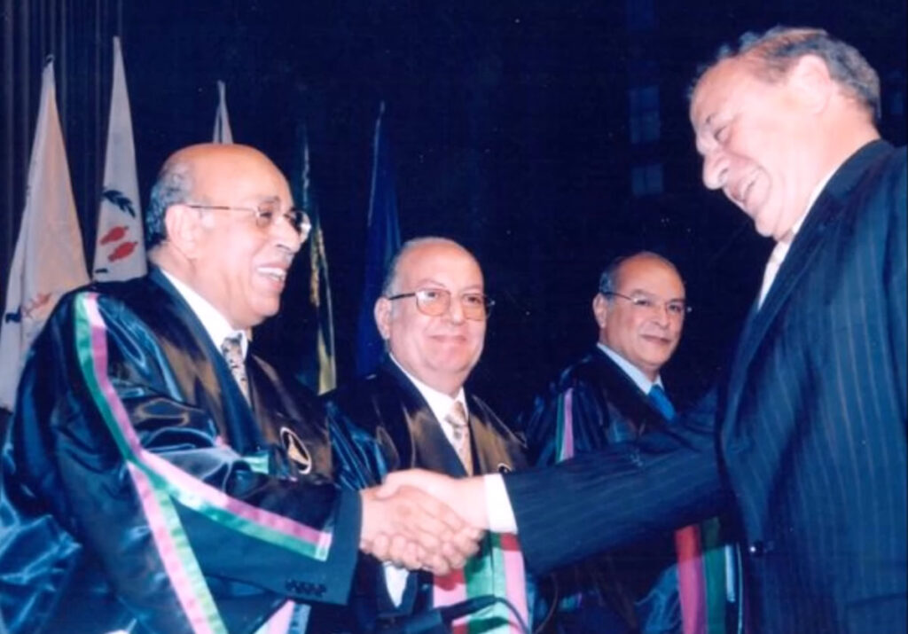 تكريم جامعة القاهرة